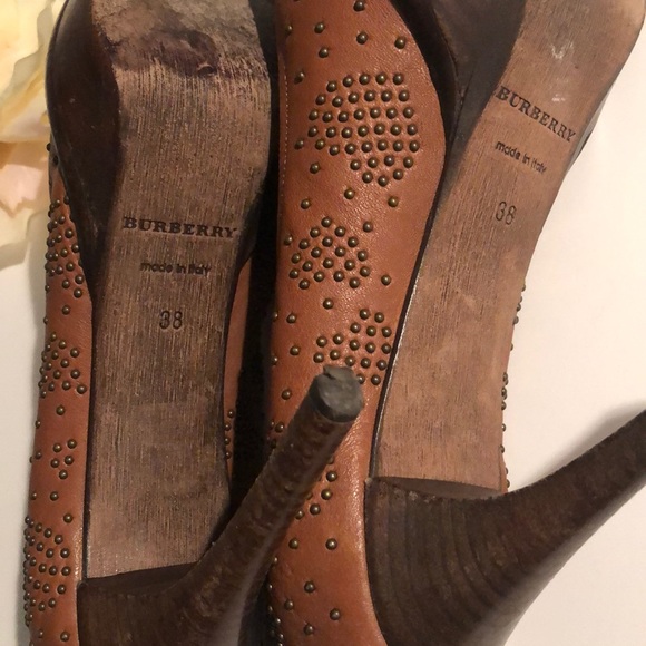 Burberry Brown Leather Studded Stiletto Pumps 38/8 - Picture 7 of 8